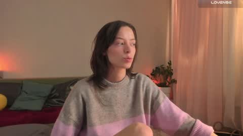 Snapshot of cassisland chatting on January 19, 6:53 pm cassandra online show from January 19, 6:53 pm
