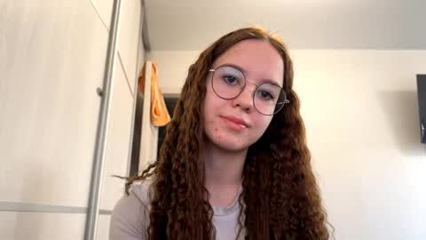 Kate online show from April 7, 8:16 am