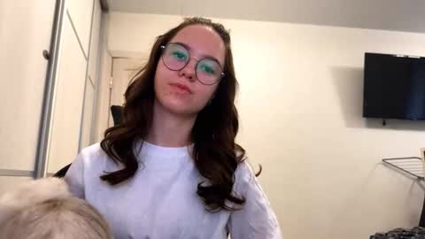 Kate online show from April 12, 8:06 am