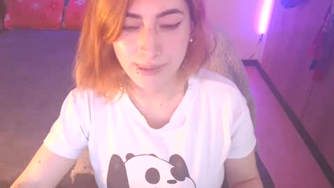 Snapshot of cat_naughty chatting on February 24, 5:09 pm cat naughty online show from February 24, 5:09 pm