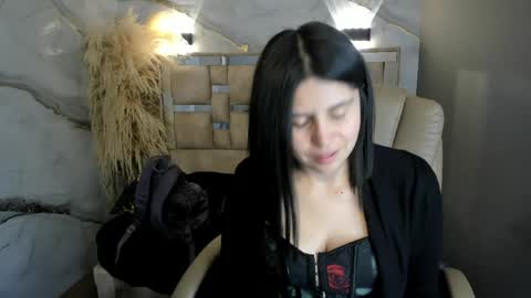 cata black online show from May 24, 11:53 am