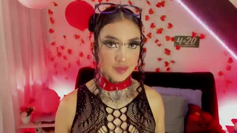 Cata green model independient online show from February 11, 9:03 pm