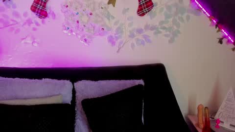 Cata green model independient online show from December 16, 7:43 pm