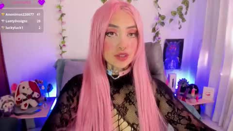 Cata green model independient online show from September 30, 9:30 pm