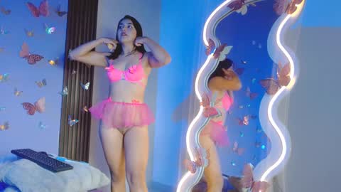 Snapshot of cataasexy18 chatting on January 13, 11:49 pm catalina online show from January 13, 11:49 pm