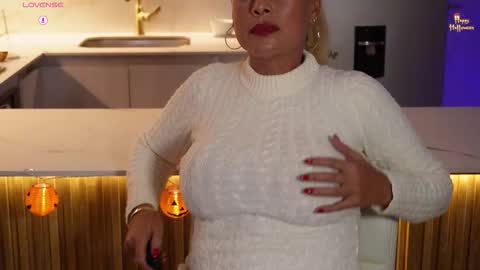 Cata  online show from October 19, 10:56 pm