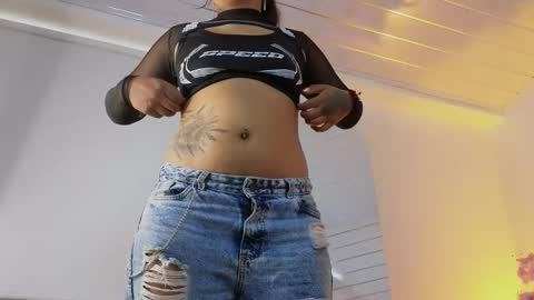 Catalina online show from October 28, 8:35 pm