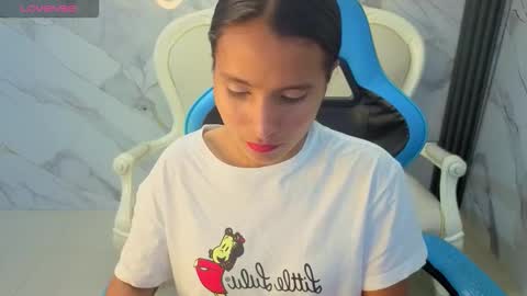 cataleya23_a online show from March 27, 7:58 pm