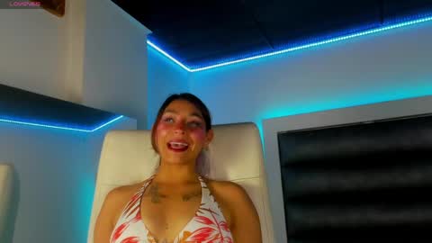 cataleya_js_ online show from May 2, 1:14 pm