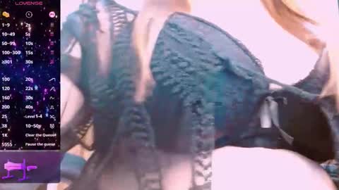 catalina3772516 online show from May 15, 11:29 pm