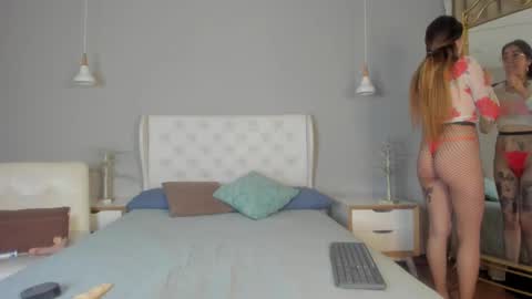 Catalina online show from February 28, 11:58 am