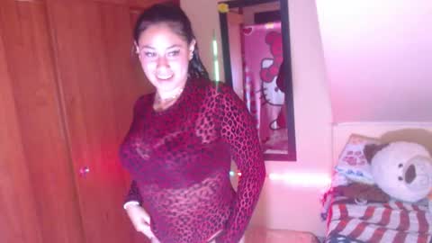Snapshot of catalina_saenz19 chatting on September 13, 2:08 am Catalina Saenz online show from September 13, 2:08 am