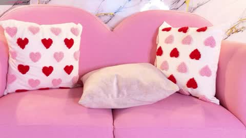 catalinareyes_ online show from March 31, 7:25 pm