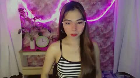 catherine_365 online show from April 6, 11:00 am