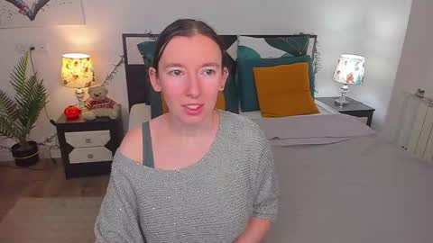 Catrin online show from December 3, 1:17 am