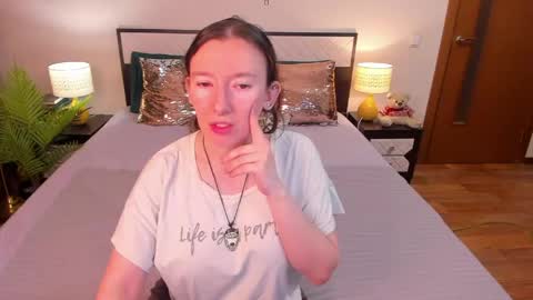 Catrin online show from May 11, 3:30 am
