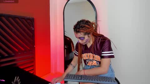 Cattleya online show from October 31, 10:03 pm