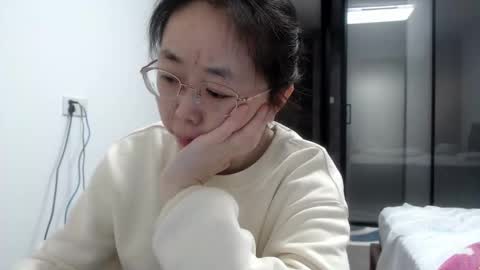 ANNYANNY online show from March 5, 4:35 pm