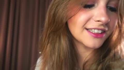 Lina  online show from May 2, 7:28 pm