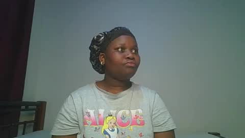 ceepretty25 online show from May 21, 9:18 am