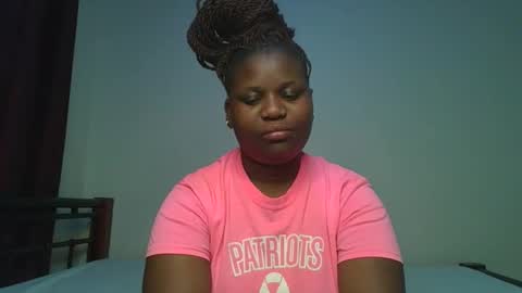 ceepretty25 online show from May 13, 12:39 am
