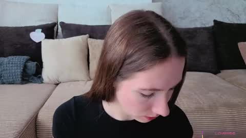 Josie Manesi online show from May 18, 6:41 am