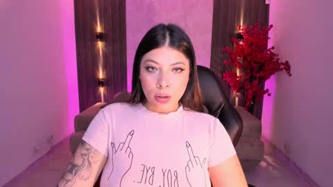 Snapshot of celeste_rosee_1 chatting on February 21, 3:23 am Celeste online show from February 21, 3:23 am