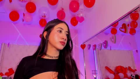 Snapshot of celeste_wayne chatting on February 17, 8:27 pm Celeste Wayne online show from February 17, 8:27 pm