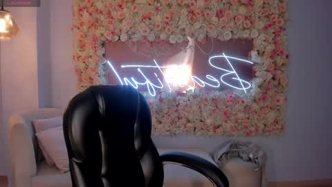 Celeste Moon online show from May 15, 3:00 am
