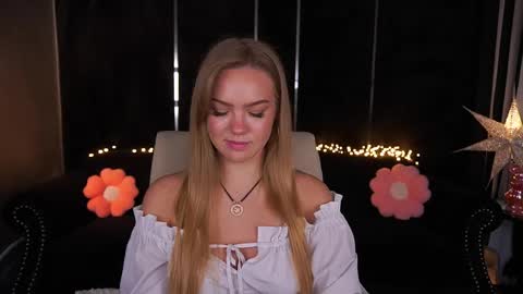 celestenoirr online show from May 25, 6:01 am