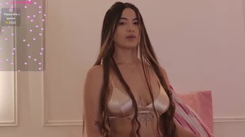 celestte_vanegas online show from July 2, 6:03 pm