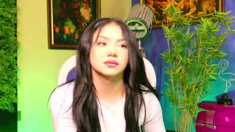 celinelow online show from October 4, 7:14 am