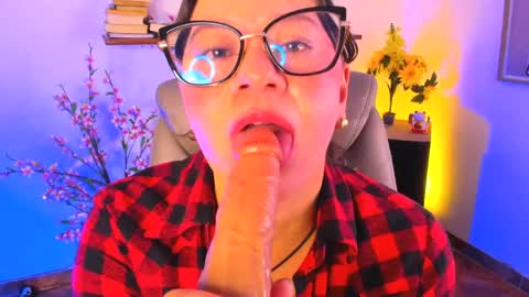 chanell online show from May 24, 3:44 pm