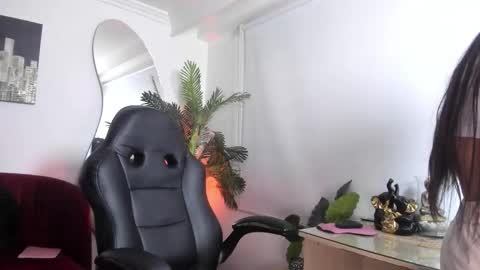 Chanel  online show from March 1, 12:16 pm