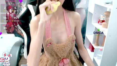 changchang_ online show from March 30, 8:47 am