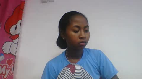 chantale483461 online show from May 24, 8:46 am