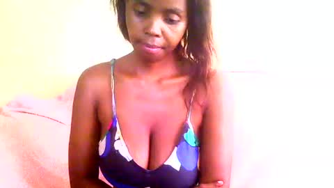 Snapshot of chante665 chatting on February 16, 7:15 am chante665 online show from February 16, 7:15 am