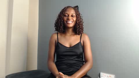 Chantel online show from December 14, 1:11 am