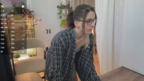 Liz online show from May 27, 7:38 am