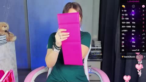 Suzanna Snow online show from February 22, 4:18 am