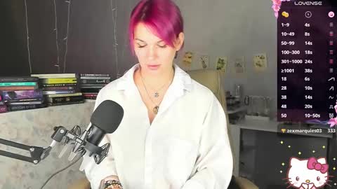Suzanna Snow online show from September 14, 4:32 am