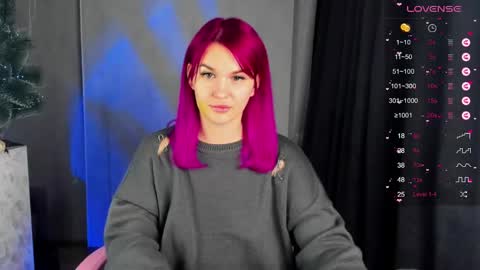 Suzanna Snow online show from December 9, 4:01 am