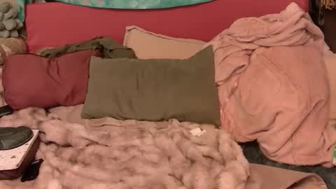 fish online show from November 24, 4:03 am