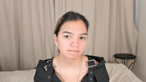 MIchelle online show from November 21, 6:48 am