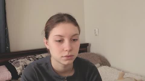 Ariel online show from March 30, 10:15 am