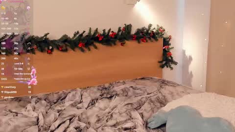 Yumi online show from February 12, 10:17 am