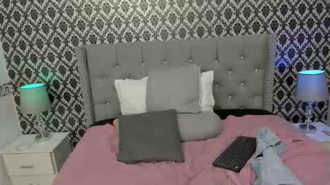 charlotblake online show from March 25, 6:38 am