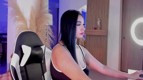   Charlotte  online show from April 8, 2:24 am