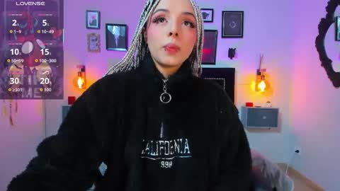 Charlotte online show from November 10, 4:18 am