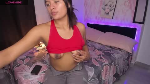 charlotte_hot47 online show from February 13, 11:15 pm